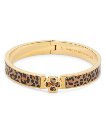 kate spade new york Heritage Spade Flower Hinged Bangle Preppy Jewelry, Jewelry Accessories Ideas, Dope Jewelry, Girly Accessories, Jewelry Essentials, Funky Jewelry, Stacked Jewelry, Jewelry Lookbook, Girly Jewelry