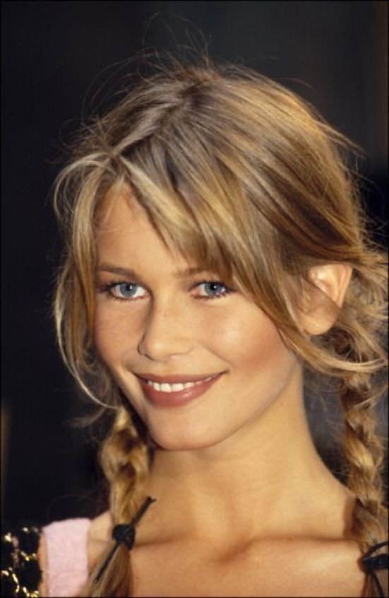 Tied Up Hairstyles, Fall Hair Cuts, Claudia Schiffer, Long Hair With Bangs, Aesthetic Hair, Vintage Hairstyles, Hair Day, Hairstyles With Bangs, Pretty Hairstyles