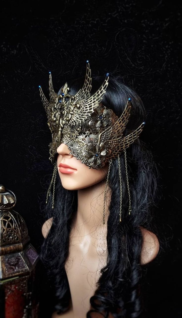 Blind Mask Saint Crow Cosplay Fantasy Mask - Etsy Costume Medusa, Goth Crown, Blind Mask, Mask Gothic, Gothic Headpiece, Raven Costume, Gothic Mask, Crow Mask, Medusa Costume