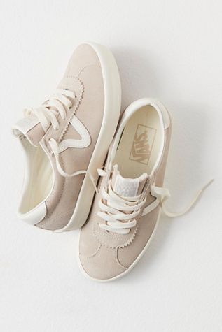 Shop our Vans Sport Low Suede Sneakers at FreePeople.com. Boho clothing for the creative spirit- free worldwide shipping. Nice Casual Shoes, Fall Fits With Sneakers, Women’s Sneakers For Fall, Women's Fall Shoes, Cute Shoes Vans, Fall Casual Shoes For Women, Trendy Tennis Shoes Women 2024, Sneakers For Jeans, Women’s Fashion Sneakers