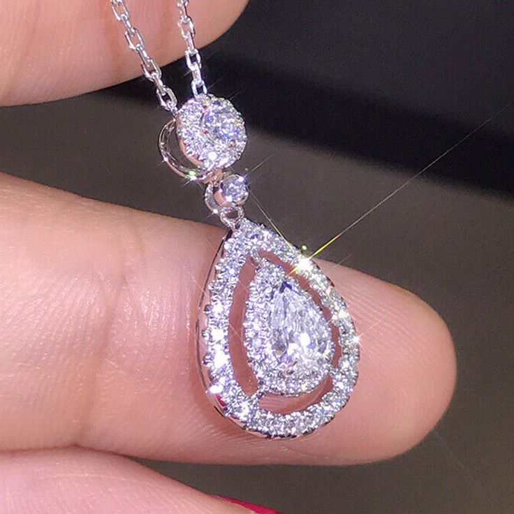 Cubic Zirconia Teardrop Necklace Costume Jewelery, Detailed Necklace, Art Deco Diamond Rings, Diamond Jewelry Designs, Paper Gift Box, Hair Jewelry Wedding, Necklace Wedding, Silver Jewelry Fashion, Cz Jewelry