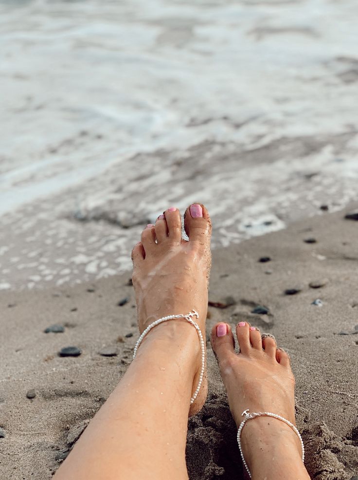 Elegant summer anklets composed of genuine fresh water mini pearls and silver lobster claw closure. Embellished with silver anchor charms. Please choose your size from the drop down menu. Price for 2 (a pair) Beautiful and original gift. Comes in our signature box, ready to gift. Handmade in Spain Free shipment worldwide. Adjustable Pearl Anklets For Summer, White Pearl Anklets For Summer, Summer White Pearl Anklets, Adjustable Pearl Charm Anklets For Summer, Summer Pearl Anklets As Gift, Summer Beach Anklets With Silver Beads, Silver Anklets With Tiny Beads For Beach, Adjustable Silver Pearl Anklets, Adjustable Silver Anklets With Pearl Chain