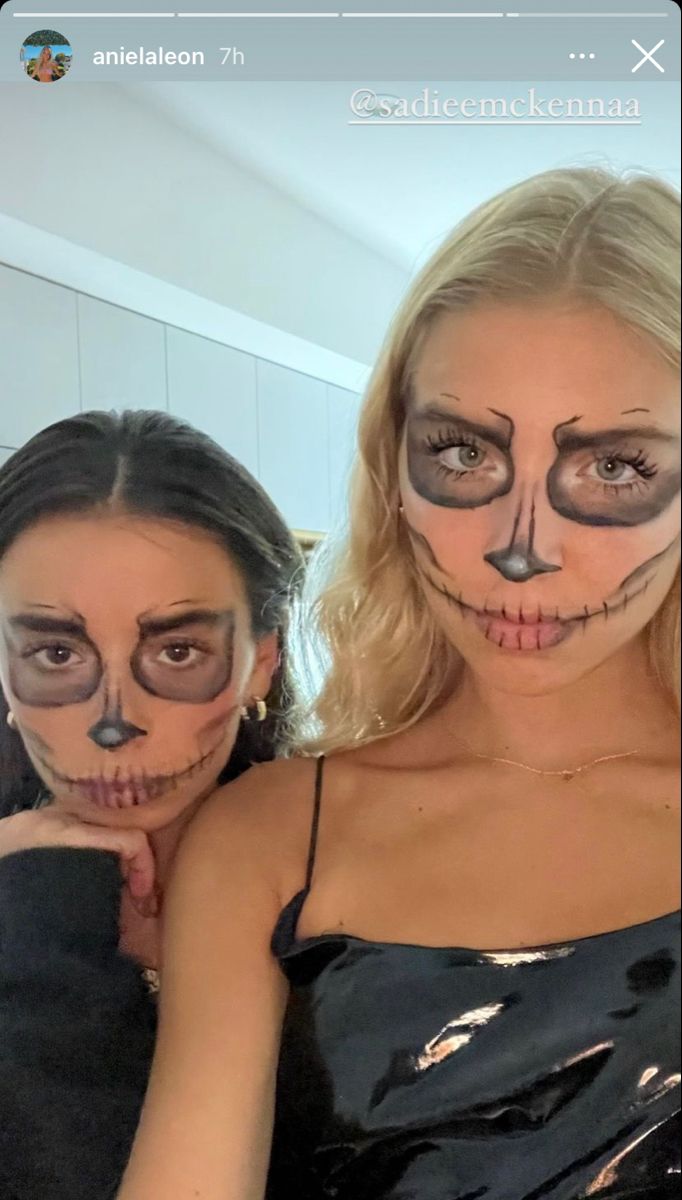 Skeleton Makeup Halloween Costume, Skull Makeup Halloween Costume, Hot Skeleton Halloween Costume, Skull Face Halloween Costume, Last Minute Skeleton Costume, Paint Face Halloween, Halloween Face Makeup Skeleton, Halloween Costumes Women Skeleton, Cute Skeleton Halloween Costumes