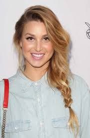 Whitney Port - messy long blonde textured tousled plait braid side hair style Celebrity Hair Inspiration, Whitney Port, Fishtail Braid Hairstyles, Plaits Hairstyles, Fishtail Braid, Easy Summer Hairstyles, Back To School Hairstyles, Fish Tail Braid, Hair Envy