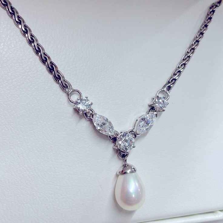 Worn One Time Perfect Condition In Original Packaging Real Silver Real Cultured Pearl Cz Stones Classic Teardrop Diamond Necklace For Wedding, Cubic Zirconia Bridal Necklace In White Gold For Wedding, Elegant Silver Bridal Necklace With Teardrop Shape, White Gold Cubic Zirconia Bridal Necklace For Wedding, Elegant Silver Teardrop Bridal Necklace, Formal White Gold Cubic Zirconia Drop Necklace, Elegant Bridal Necklace With Pearl Drop And Cubic Zirconia, Classic Bridal Necklace With Sparkling Stones For Formal Occasions, Formal White Gold Bridal Necklace With Sparkling Stones