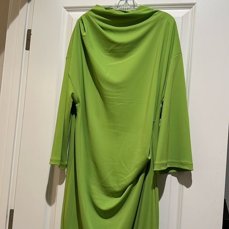 New, Never Worn With No Tag Zara Dress. Chic Green Draped Mini Dress, Spring Stretch Draped Dresses, Green Draped Mini Dress For Spring, Green Draped Spring Dress, Spring Green Draped Dress, Casual Draped Midi Dress For Spring, Green Stretch Draped Dress, Green Draped Stretch Dress, Spring Draped Midi Dress