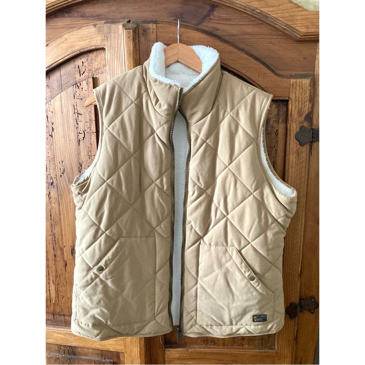 Nwot Tan Quilted Vest Super Soft Thick Inside (It Is Reversible- Pockets On Both Sides) Great Like New Condition Tag Size Xl Use Measurements And Size Guide For Best Fit For You All Measurements Are Approximate & Taken Laying Flat Pit To Pit 25” Length 27” Country Jackets, Country Quilts, Quilted Vest, Fleece Vest, Size Guide, Jackets For Women, Jackets & Coats, Like New, Canvas