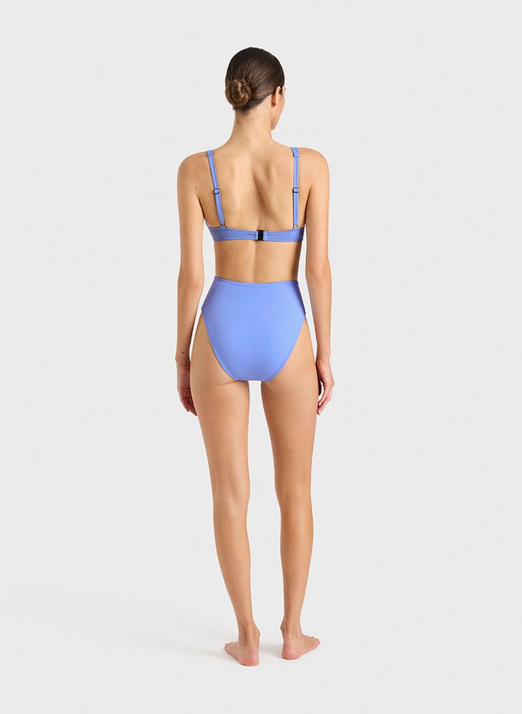 One of our best-selling styles, the Poppy Bikini Bottom in Azure features a sporty high cut leg and high waist. Made from our ultra-soft Embodee™ fabric, Poppy offers gentle shaping and supreme comfort. Team with one of our matching the bikini tops in Azure. Luxury fabric sustainably made in Italy. Garment sustainably and ethically made in Australia. Swimsuit Aesthetic, Australian Swimwear, Photos Poses, Modern Classic Style, Swimwear Trends, Luxury Fabric, Cup Sizes, Plunge Neckline, Cool Suits