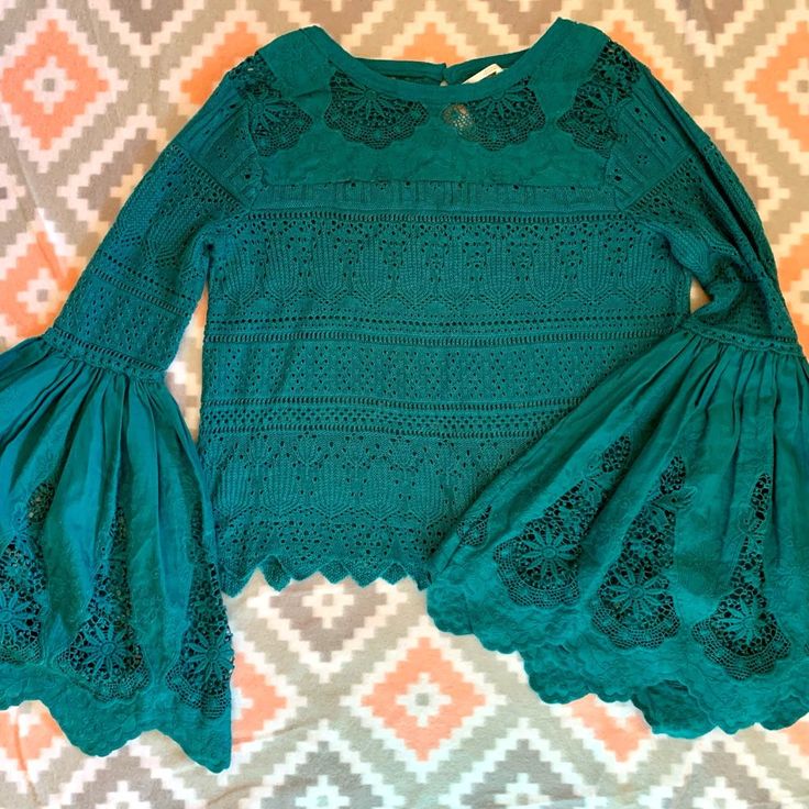 Never Worn. Unique Hippie Style. 53% Linen, 33% Rayon, 6% Modal. Teal Color. Knit Crochet Long Sleeve Top For Day Out, Spring Pointelle Knit Long Sleeve Tops, Spring Long Sleeve Pointelle Knit Tops, Long Sleeve Pointelle Knit Top For Day Out, Chic Crochet Knit Top With Long Sleeves, Chic Long Sleeve Crochet Knit Top, Fitted Textured Knit Blouse For Spring, Chic Spring Knit Long Sleeve Top, Casual Pointelle Knit Blouse For Fall