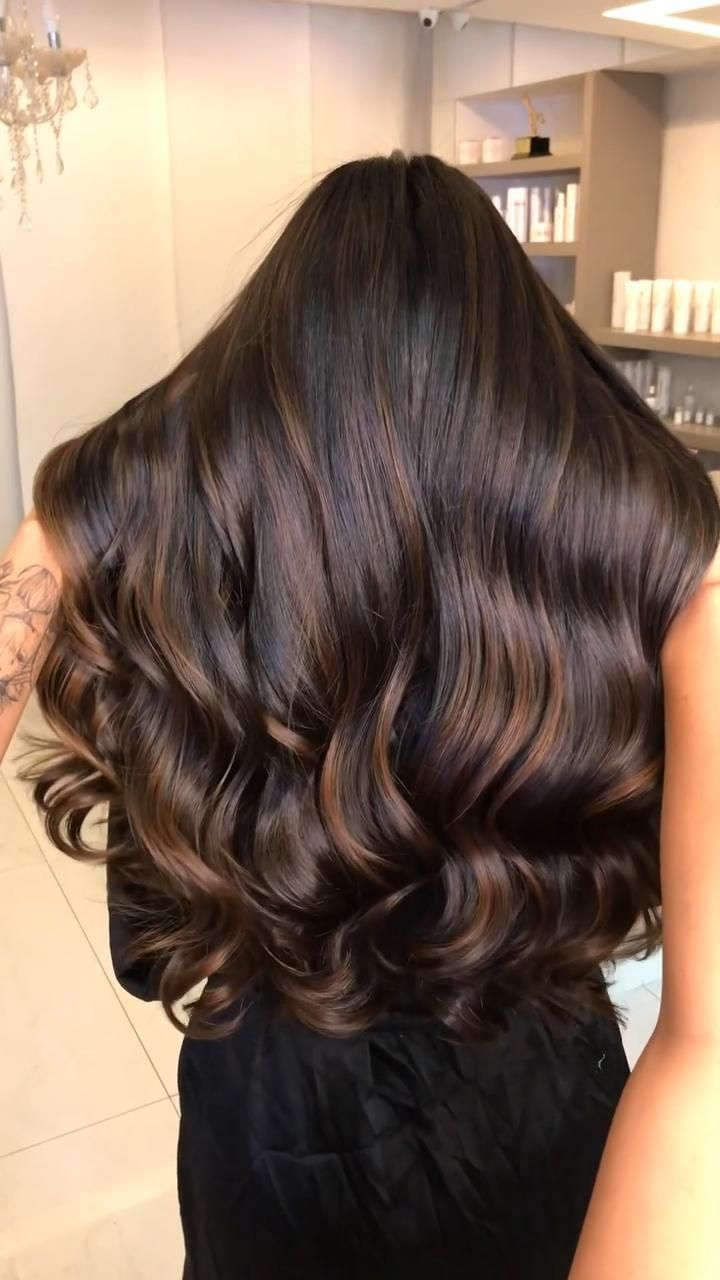 Hair Balayage Ideas, Chocolate Brown Balayage, Chocolate Brunette Hair, Black Hair With Brown Highlights, Chocolate Balayage, Mocha Hair, Balayage Ideas, Black Hair Balayage, Brown Hair Looks