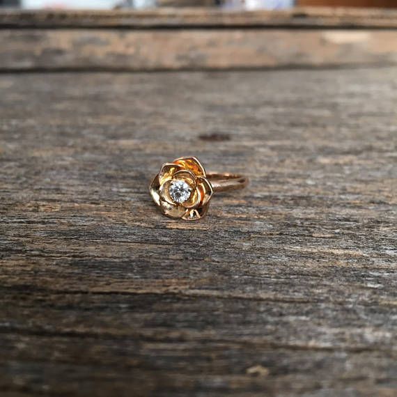 Rose diamond engagement ring, Flower diamond #jewe… Flower Engagement Ring Set, Flower Diamond Engagement Ring, Piaget Rose, Engagement Ring Flower, Rose Gold Flower Ring, Unique Engagement Rings Rose Gold, Flower Diamond Ring, Art Nouveau Ring, Flower Engagement