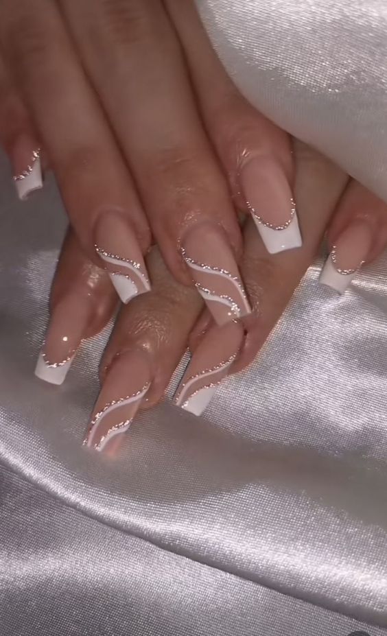 White And French Nails, French Tip Nails With Design Glitter, White Square Nails Design, White French Coffin, Different French Tips, Wedding French Tip Nails, Acrylic Nails Medium Length, Graduation Nails Ideas, Quartz Nails