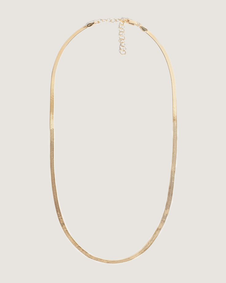 kinn studio Carter Flat Herringbone Chain II 20’s Style, Twisted Necklace, Gift Wishlist, Fall Rings, Herringbone Chain, Average Weight, Liquid Gold, Broken Chain, Domed Ring