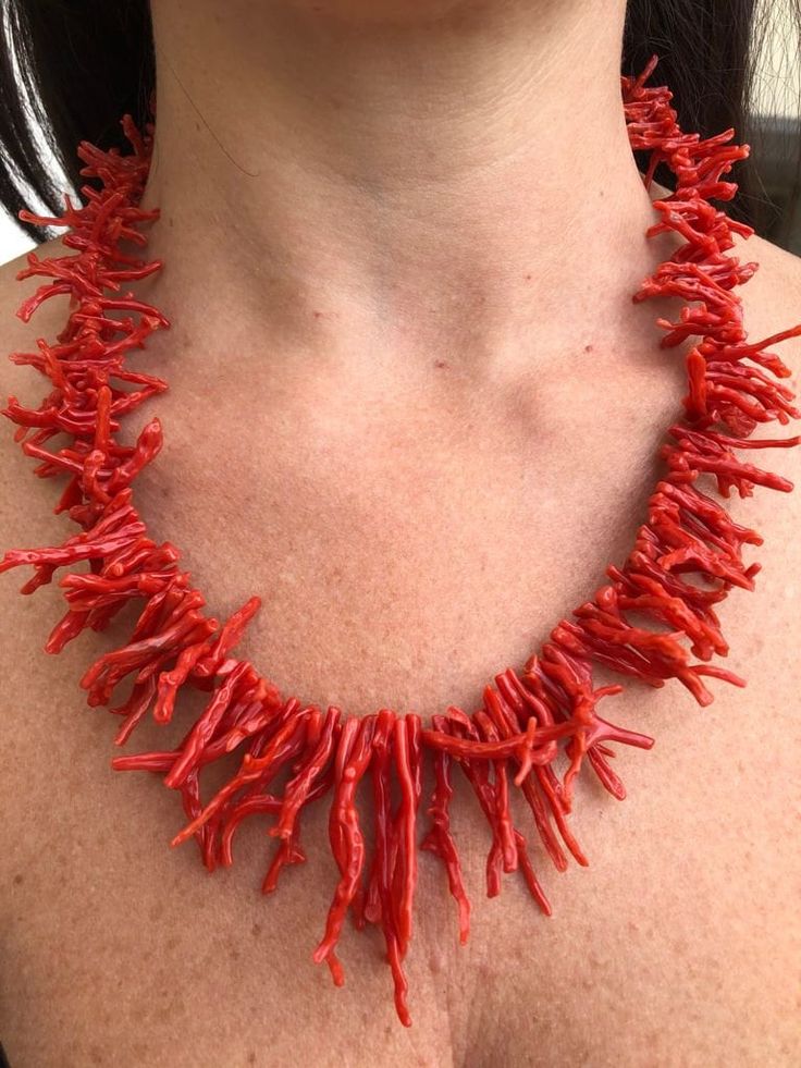 "Red Coral fringed Necklaces mounted on silver 925 . -Given the authenticity of the product, both the shape and the workmanship may vary, making each piece of jewelry unique. A richly fringed necklace of Mediterranean coral in a magnificent colour. Red coral is connected to the first chakra, the root chakra stimulates vital energy and vitality. It eliminates energy imbalances due to negative moods, opens the heart with the power of love and is considered a stone of sensuality and affection.  Coral is a colony of living microorganisms in a calcareous formation that grows in the form of a small tree at depths of 50 to 150 metres Coral has fascinated mankind since ancient times and its origin has been a source of speculation among early naturalists for centuries. Many people believed that cor Coral Necklace Outfit, Red Gemstone Necklace, First Chakra, Ocean Ecosystem, Eccentric Style, Ocean Inspired Jewelry, Red Coral Necklace, Necklace Outfit, Power Of Love