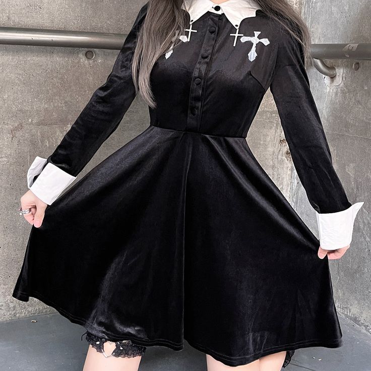 Color: BlackMaterial: Polyester Size Length(cm)(inch) Bust(cm)(inch) Waist(cm)(inch) S 83/32.67 88/34.64 68/26.77 M 85/33.46 93/36.61 73/28.74 L 87/34.25 98/38.58 78/30.70 Punk Long Sleeve Costume Dresses, Punk Style Long Sleeve Costume Dresses, Black Knee-length Mini Dress For Costume Party, Knee-length Black Mini Dress For Costume Party, Long Sleeve Punk Dresses For Cosplay, Grunge Long Sleeve Party Dress, Grunge Long Sleeve Fitted Dress, Fitted Long Sleeve Grunge Dress, Black Gothic Knee-length Dress