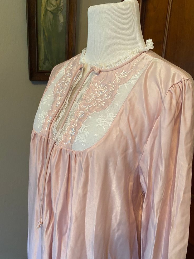 Vtg Repose long sleeve satin nightgown, cuddle soft, silky, warm, victorian, soft pink size M union, USA Gorgeous silky nightgown with cuddlesoft flannel inside. Victorian style, high quilted neck, lace ruffle trim No holes or stains Pit to pit: 19" Length: 54" Please note: items are in vintage/used condition and are being sold as-is. Please study the photos carefully and ask questions before purchasing. Additional measurements and/or photos are always available upon request. Thanks! Long Sleeve Satin Sleepwear For Spring, Long Sleeve Nightgown For Spring Bedtime, Spring Long Sleeve Nightgown For Bedtime, Feminine Flowy Sleepwear, Long-sleeve Satin Nightgown For Sleepovers, Satin Long Sleeve Nightgown For Loungewear, Satin Long Sleeve Nightgown For Sleepover, Long Sleeve Satin Nightgown For Sleepovers, Vintage Satin Nightgown For Sleep