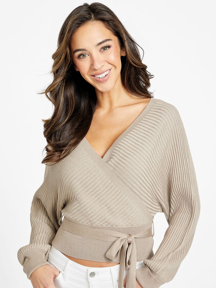 Chic V-neck Wrap Top For Winter, Chic Knit Top With Batwing Sleeves, Chic Batwing Sleeve Knit Top For Spring, Fall V-neck Wrap Top With Tie Waist, Chic Wrap Top With Tie Waist For Fall, Chic Fall Wrap Top With Tie Waist, Chic Winter Wrap Top, Jean Jacket Outfits, Grey Knit Sweater