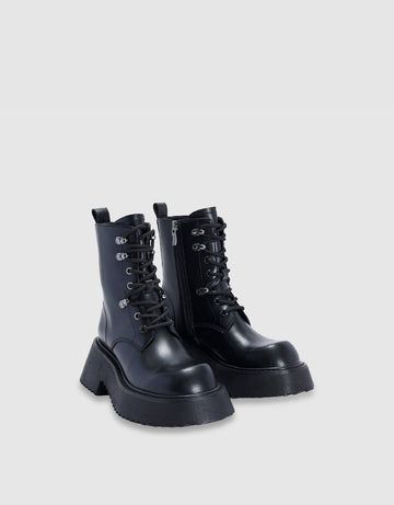 Category : Shoes Heel Height : Mid Heel Fit Type : Regular SPU : UAWS30019 Product Measurement Units: CM Size 35 36 37 38 European Size 35 36 37 38 Bottom Length 225 230 235 240 Leather Combat Boots With Padded Ankle For Fall, Leather Lace-up Boots With Padded Ankle And Round Toe, Leather Ankle-high Lace-up Boots With Padded Ankle, Leather High Ankle Lace-up Boots With Lug Sole, Leather Lace-up Ankle-high Boots With Padded Ankle, Leather Boots With Padded Ankle And Round Toe, Leather Lace-up Heeled Boots With Padded Ankle, Leather Lace-up Boots With Padded Ankle, Leather Platform Boots With Padded Ankle And Round Toe