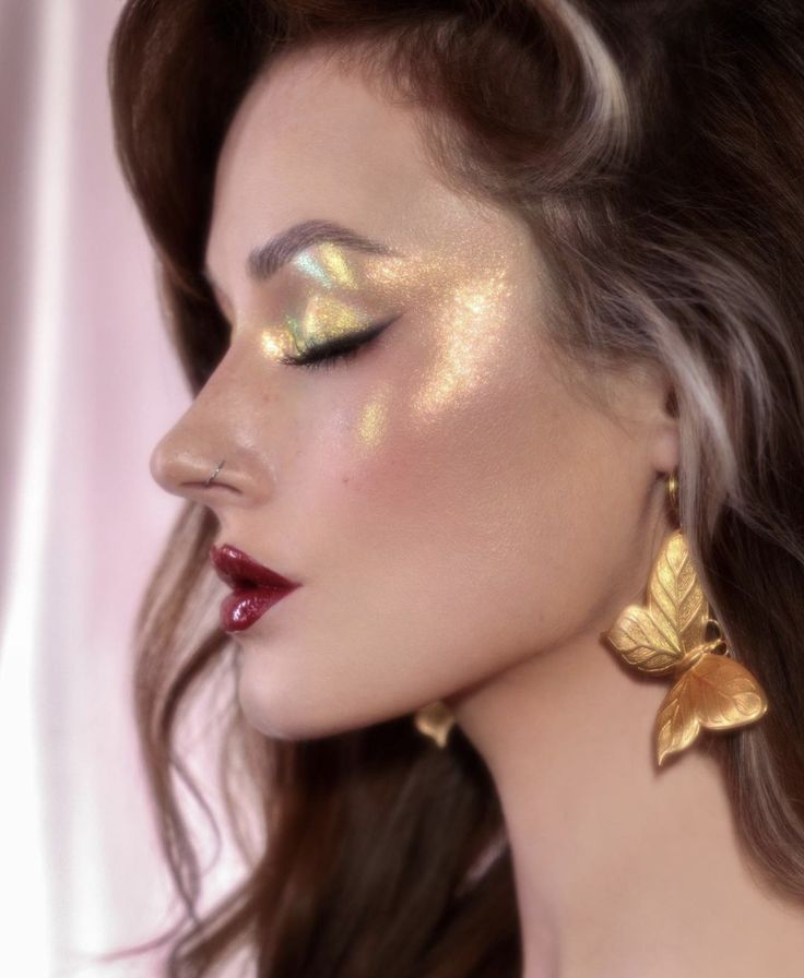 Greek Mythology Makeup, Katie Herron, Gold Goddess Makeup, Goddess Costume Makeup, Aphrodite Makeup, Greek Goddess Makeup, Goddess Makeup Look, Greek Makeup, Chola Makeup