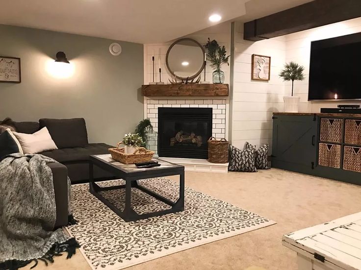 the living room is clean and ready to be used for christmas or new year's eve