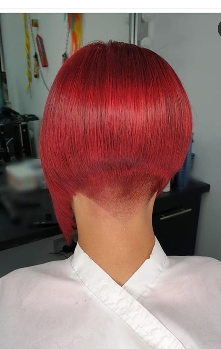 Short Hair Back View, Short Stacked Bob Hairstyles, Side Cut Hairstyles, Bob Hairs, Short Layered Bob, Edgy Short Haircuts, Wild Hair Color, Short Hair Back, Nape Haircut