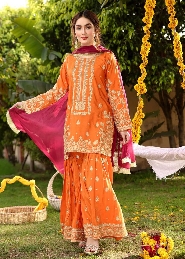 Description Shirt : Orange raw-silk shirt with Embroidery. Trouser : Orange raw-silk Gharara with Embroidery. Dupatta : Reddish maroon chiffon dupatta. Orange Sharara Suit, Orange Sharara, Gharara Dress, Eid Look, Job Test, Embroidery Dupatta, Muslim Bridal, Shirt With Embroidery, Organza Suits