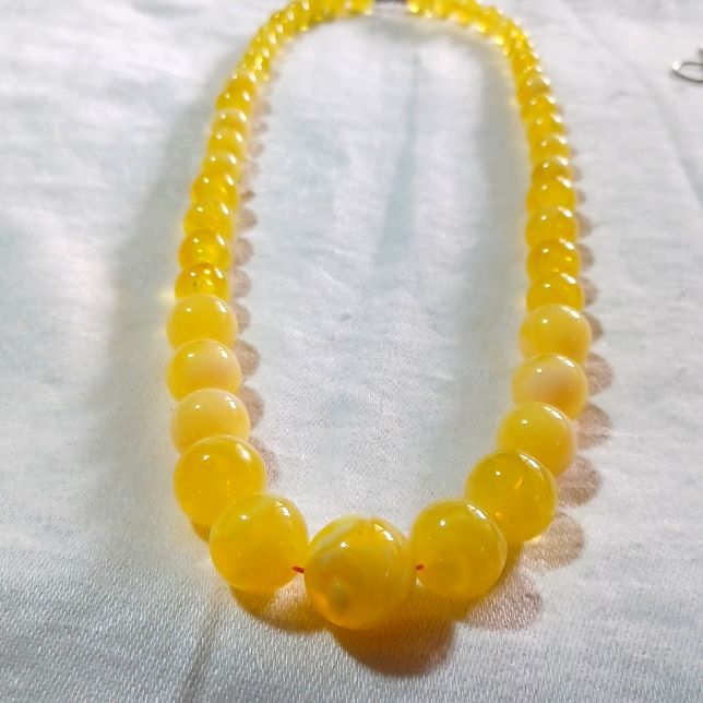 This Is A Gorgeous, Manmade, Handmade, Golden Yellow, Amber Necklace. The Handmade Beads Range From 10mm To 20mm! These Are Bigger Than Your Normal 7mm To 10mm Size By Far! This Is A Very Beautiful Item And Is Rare To Find In These Sizes. I Love This Necklace!!! Really Tempted To Keep It But My Inventory Is Too Big. I Make And Sell Jewelry Here, And This Necklace Is Lovely. I Hope You Love It Too! Thanks For Stopping By And Feel Free To Leave Me A Fair Offer. :) Sell Jewelry, Amber Bead Necklace, Golden Amber, Amber Necklace, Amber Beads, Handmade Beads, Golden Yellow, Selling Jewelry, Make And Sell