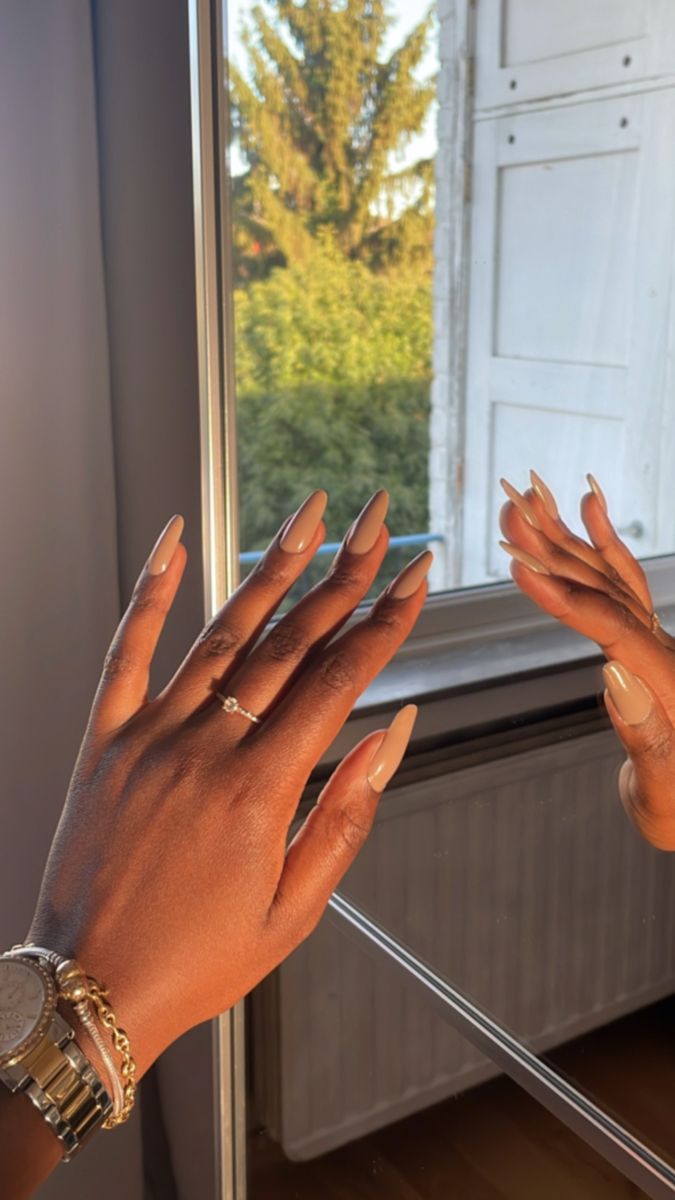 Brown Skin Summer Nails, Brown Nails On Black Skin, Long Nails On Dark Skin, Nail Inspo For Black Women, Simple Nails Dark Skin, Nails On Brown Skin Black Women, Almond Nails For Black Women, Nail Colors On Black Women, Acrylic Nails Brown Nude