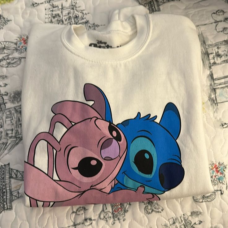 Stitch Sweatshirt Cute White Short Sleeve Sweatshirt, Stitch Sweatshirt, Disney Sweaters, Color White, Sweaters For Women, Disney, Sweatshirts, Women Shopping, White