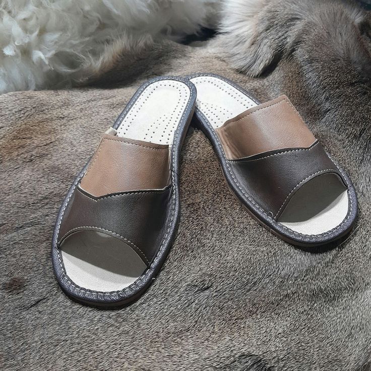 Men's  slippers made of genuine leather The sole is made of light foam, which ensures comfort and makes the slippers very light and additional holes allow feet to breathe ☛ All men's slippers at affordable prices link below: https://www.etsy.com/pl/shop/StoreQR?ref=seller-platform-mcnav%C2%A7ion_id§ion_id=43378485 ✈ Shipping ( additional information ) Fast free worldwide shipping ( traceable in most countries ) . ⌚ Delivery time ( statistics ) US +/- 8_11 day Full tracked / express EU +/- 4_8 da Comfortable Open Toe Slip-ons With Leather Footbed, Comfortable Slippers With Rubber Sole, Comfortable Slide Slippers With Rubber Sole, Comfortable Open Toe Slippers With Rubber Sole, Cushioned Leather Slippers For Indoor Use, Leather Slip-on Slippers With Cushioned Footbed, Leather Slippers With Cushioned Footbed For Indoor, Brown Slip-on Indoor Clogs, Brown Slip-on Clogs For Indoor Use