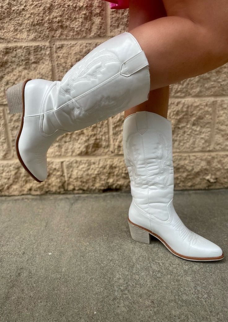 SHOES 6 / WHITE The Caroline Boot White Cowgirl Boots, Cowgirl Couture, Classy Cowgirl, Many Outfits, Wedge Heel Boots, Cowgirl Boot, Romper Outfit, Plus Size Shopping, Couture Collection