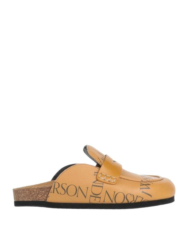 Calfskin.textured leather, no appliqués, logo design, leather backing, round toeline, flat, rubber sole, contains non-textile parts of animal origin, mules model Color Ocre, Platform Flats, Womens Mules, Jw Anderson, Womens Clogs, Mule Clogs, Womens Slippers, Shoe Collection, Boat Shoes