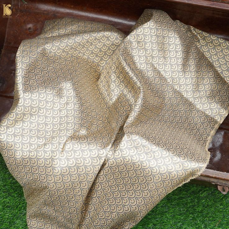 Category : Pure Kinkhab / Kimkhab Fabric Khinkhwab brings you beautiful fabrics and yardage from Banaras. You can turn these beautiful fabrics into a traditional blouse, Indian kurta or a western jacket. For Blouse you need 1 meter of fabric, for kurta you need 3 meters, for jackets you need 2 meters of fabric. Pair these beautiful fabrics with your Banarasi sarees and dupattas and add more glamour to it. Fabric: Pure Kinkhab Silk Gold and silver brocades referred to as Kimkhwab or Kinkhab- ‘kin Elegant Brocade Dupatta With Woven Motifs, Gold Brocade Dupatta With Woven Motifs, Elegant Gold Traditional Wear With Woven Motifs, Traditional Art Silk Fabric In Gold Color, Traditional Art Silk Fabric In Gold, Festive Brocade Fabric With Zari Weaving, Traditional Gold Art Silk Fabric, Elegant Brocade Saree With Woven Motifs, Gold Art Silk Dupatta With Woven Motifs