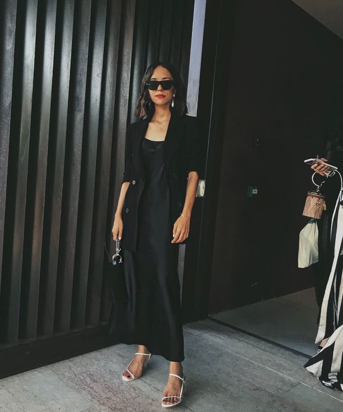 Black Silk Dress Outfit, Satin Slip Dress Outfit, Black Slip Dress Outfit, Satin Dress Outfit, Silk Dresses Outfit, Black Dress Outfit, Little Black Dress Outfit, Black Blazer Outfit, Slip Dress Outfit