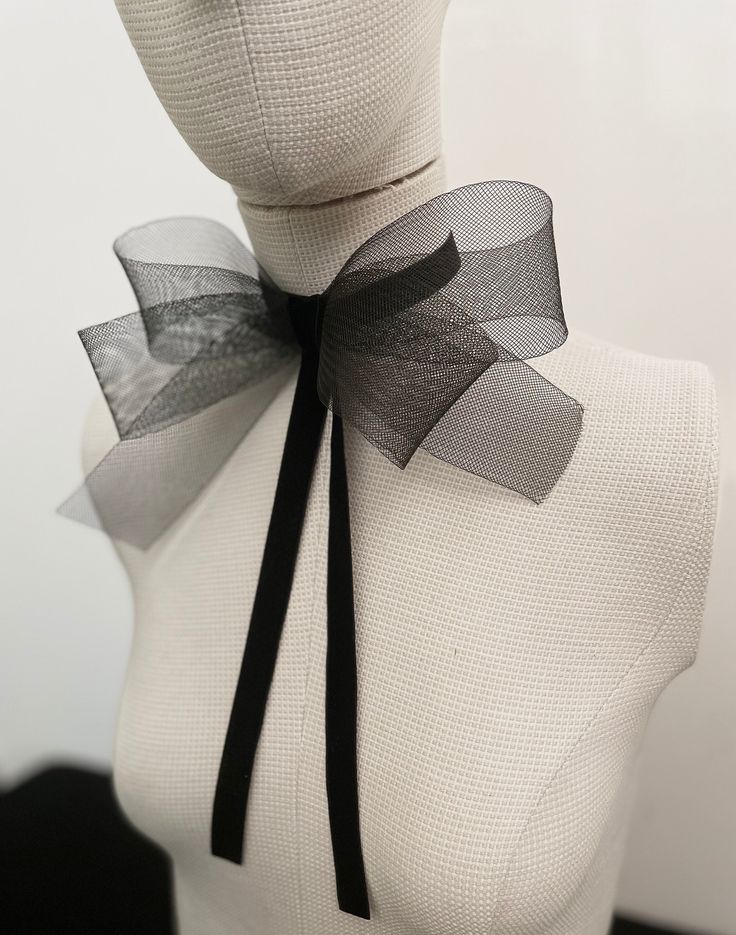 Elegant black velvet flower bow choker - elegant addition to the little black evening dress. Can be worn with formal attire to enhance an elegant evening look or paired with casual outfits to add a touch of sophistication. Bow Size: 170x170mm / 7x7 inches Long velvet string length 240mm /  9 inches Width: 20mm / 0.8 inches Length: 29-36cm / 11-14 inches adjustable  Closure: adjustable clasp Material: velvet / organza Color: available in more colors  *Custom colors or sizing welcome - please mess Elegant Ribbon Choker As Gift, Elegant Bow Choker As A Gift, Chic Jewelry With Butterfly Knot For Parties, Chic Party Jewelry With Butterfly Knot, Bow Choker Jewelry For Parties, Black Ribbon Choker As A Gift, Black Ribbon Choker Gift, Black Ribbon Choker For Gifts, Chic Choker For Spring Gift