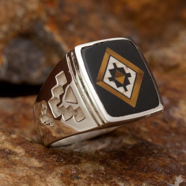 Black Arrow presents this fashionable Kayenta Sterling Silver Ring by David Rosales, the premier contemporary Southwest Jewelry Designer. Native American Made White Jasper, Contemporary Southwest, Black Jade, Silver Jewelry Box, Black Arrow, Silver Rings With Stones, Long Pearl Necklaces, Layered Necklaces Silver, Fine Silver Jewelry