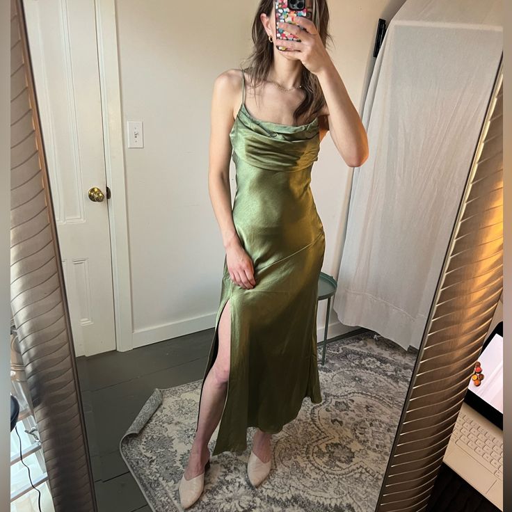 Size Small Boutique Green Gown. Nwt. Such A Great Wedding Guest Dress! Just Ended Up Using Other Option Green Floor-length Slip Dress For Party, Elegant Green Slip Dress For Formal Occasions, Elegant Green Floor-length Slip Dress, Elegant Green Formal Slip Dress, Green Bias-cut Slip Dress For Wedding, Green Sleeveless Slip Dress For Wedding, Fitted Green Floor-length Slip Dress, Fitted Floor-length Green Slip Dress, Green Bias Cut Maxi Dress For Wedding