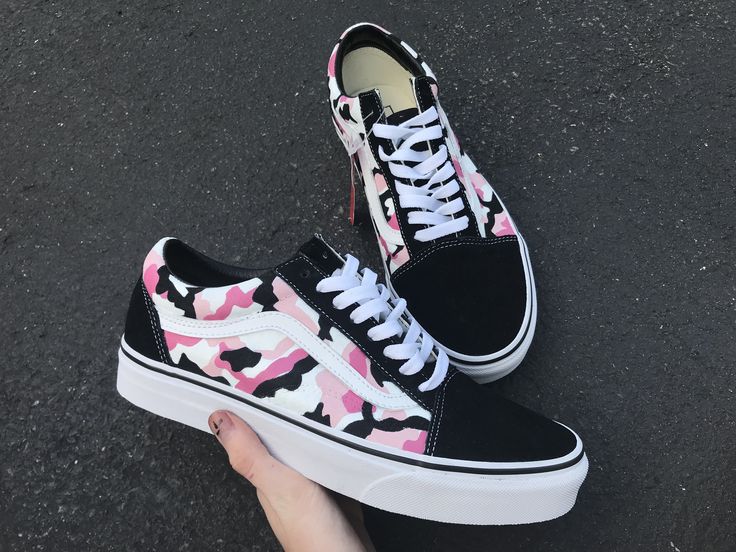 Some shoes I painted a little while ago.... these aren�’t my design but a remake of someone else’s. Shouts out to who created it! I would give credit if I knew who it was Camo Vans, Vans Shoes Fashion, Custom Vans Shoes, Cute Vans, Tenis Vans, Custom Nike Shoes, Nike Air Shoes, Fresh Shoes, Cute Sneakers