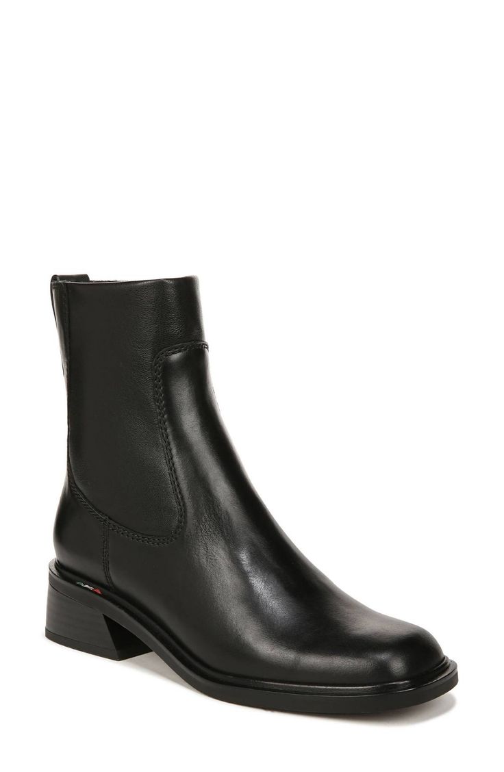 32 Chic Shoes and Handbags From Nordstrom | Who What Wear Straight Toe Boots, Franco Sarto Boots Outfit, Eastland Boots Women Outfit, Square Toe Heeled Boots, 90s Black Boots, Office Boots For Women, Women’s Black Boots, Boots For Women 2024, Boots With Wide Leg Jeans