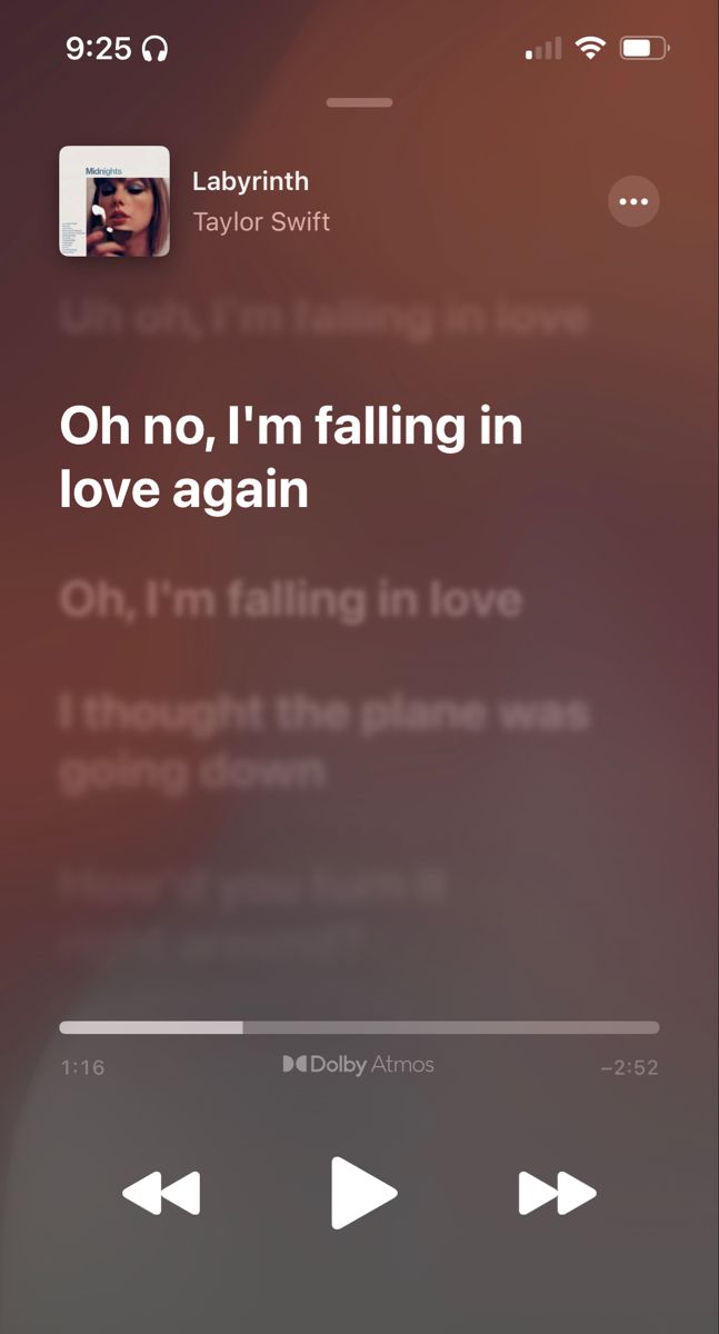 an iphone screen with the text'oh no, i'm falling in love again '