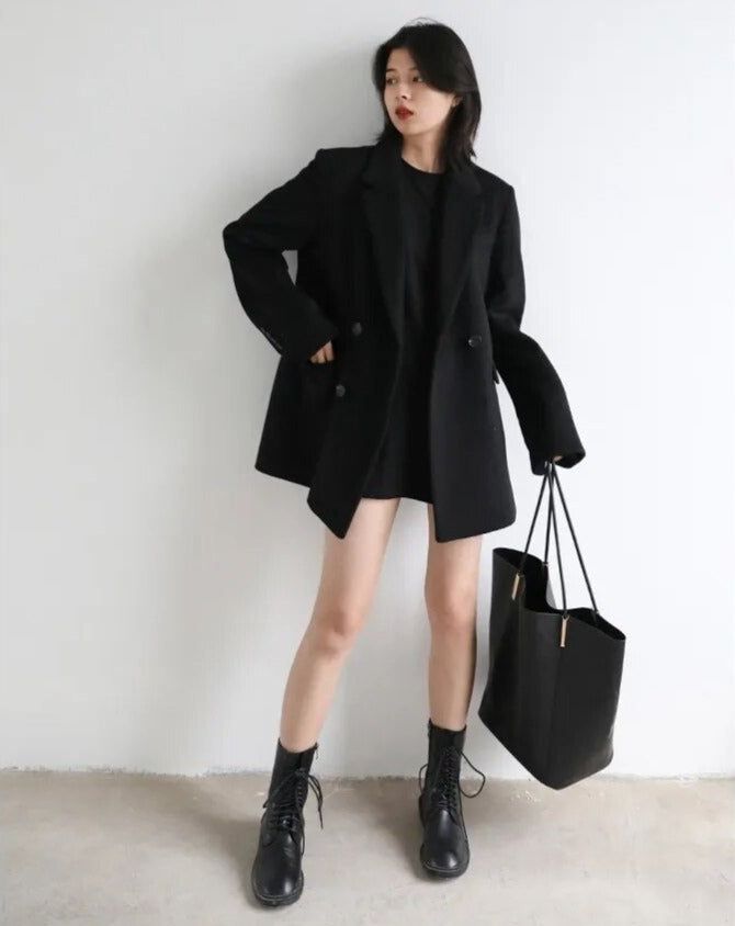 Women Overcoat, Sleeveless Jacket, Wool Blend Coat, Office Ladies, Blazer Coat, Winter Wardrobe, Timeless Style, Vest Jacket, Timeless Fashion