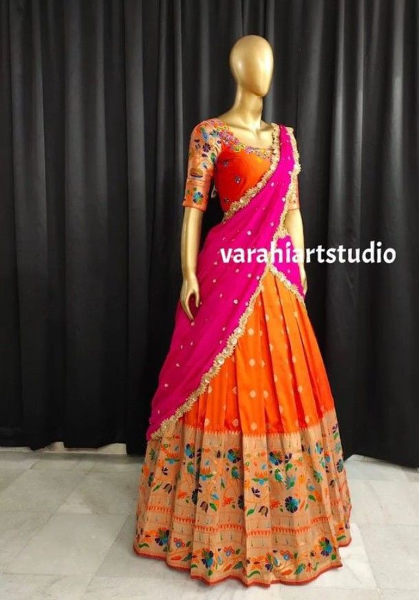 Lehanga Models, Green Blouse Designs, Indigo Saree, Bangle Ceremony, Traditional Lehenga, Half Saree Function, Langa Voni, Lehenga Saree Design, Camera Pictures