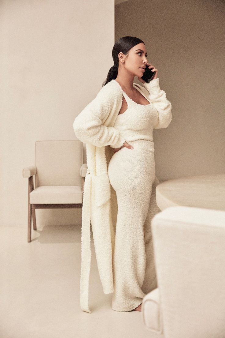 Kim Kardashian SKIMS Cozy Collection Campaign | Fashion Gone Rogue Kim Kardashian Blazer, Urban Outfitters Outfit, Skims Outfit, Best Loungewear, Jogger Outfit, Lounge Outfits, Kim Kardashian Outfits, Kardashian Outfit, Loungewear Outfits