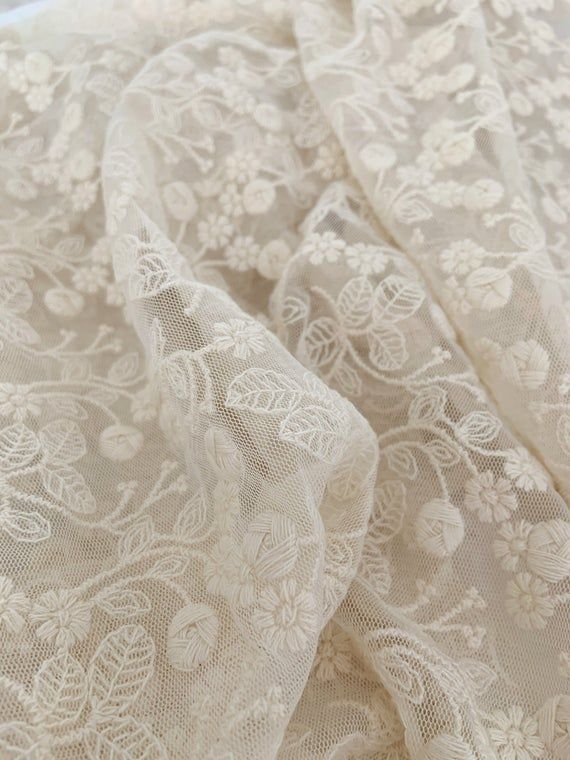 Lace Fabrics,embroidered Gauze Fabric , wedding Mesh, tulle lace fabric, little flowers lace fabric.......✿✿......ＭＡＴＥＲＩＡＬ......✿✿......cotton .......✿✿......ＭＥＡＳＵＲＥＭＥＮＴ......✿✿......width: 120cm  (47'') .......✿✿......ＣＯＬＯＲ......✿✿......ivory/beige.......✿✿......ＱＵＡＮＴＩＴＹ......✿✿......This listing is for 1  yard.......✿✿......ＷＨＹ　ＷＥ　ＬＯＶＥ　ＩＴ......✿✿......✿ unique and sweet~~✿ Elegant design, super poular with brides all over the world. The iovry color, the fancy pearl and the decent flowers will Fabric For Purses, White Lace Aesthetic, Lace Fabric Texture, Barbie Corset, Ivory Aesthetic, Cotton Aesthetic, Lace Aesthetic, Victorian Fabric, Cotton Lace Fabric