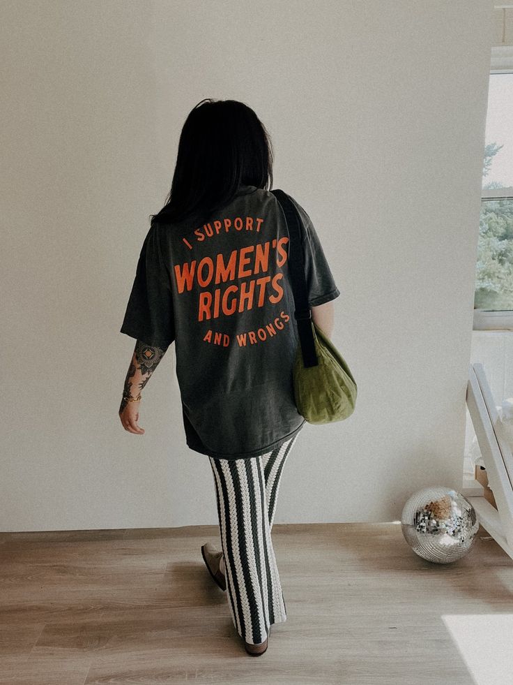 I Support Womens Rights And Wrongs Tee Graphic Tees Outfit, Palaye Royale, Graphic Tee Outfits, Dream Style, Cool Graphic Tees, Eclectic Fashion, Tee Outfit, Alternative Outfits, Grunge Style