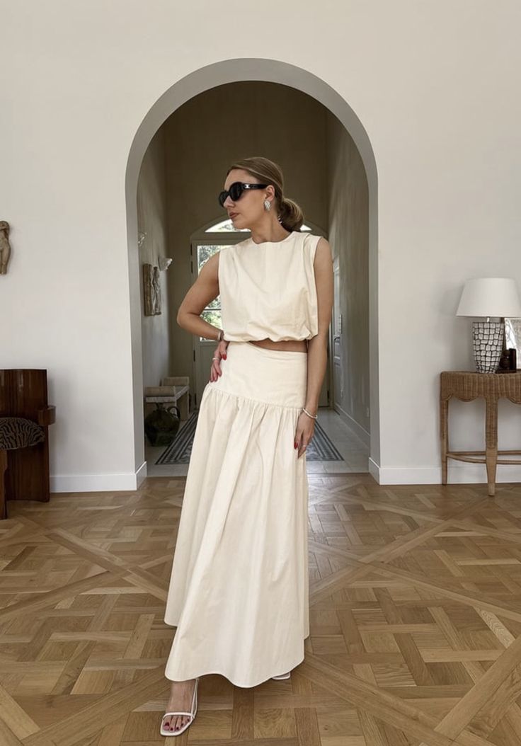 Lydia Tomlinson NA-KD  Balloon Hem Top and Drop Waist Fitted Maxi Skirt Lydia Tomlinson, Fitted Maxi Skirt, White Skirt Outfits, Drop Waist Skirt, 2023 Outfits, Silk Maxi Skirt, Skirt Maxi, Silk Maxi, Skirt White