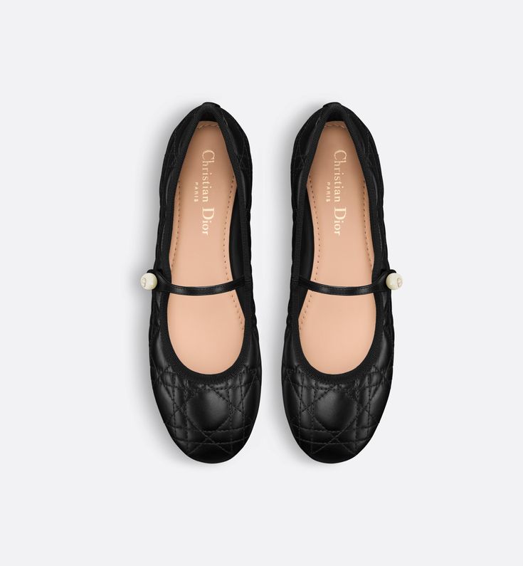 Dior Ballet Flat Black Quilted Cannage Calfskin | DIOR Comfortable Ballet Flats, Resin Pearl, Dior Star, Icon Shoes, Couture Looks, Ballerina Pumps, Dior Book Tote, Star Shoes, Black Ballet Flats