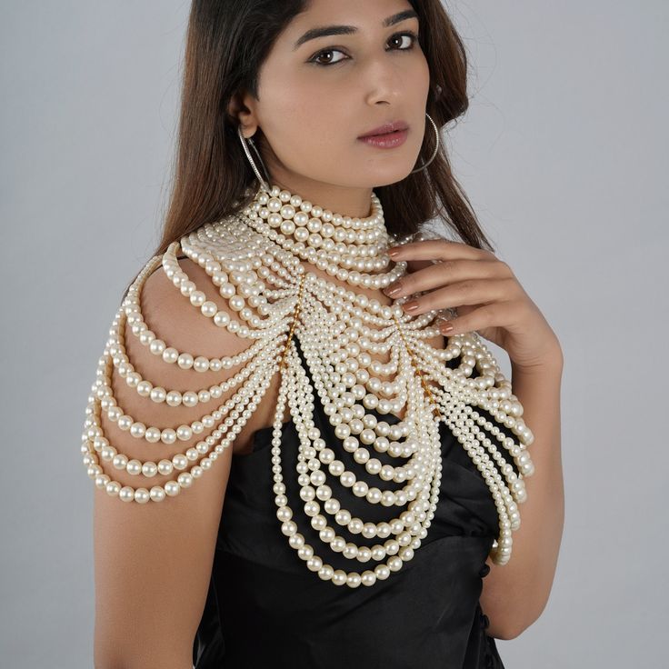 Beaded Body Chain, Pearl Cape, Body Chain Bra, Costume Capes, Cape Wedding, Shoulder Necklace, Chain Bra, Bridal Cape, Pearl Cream