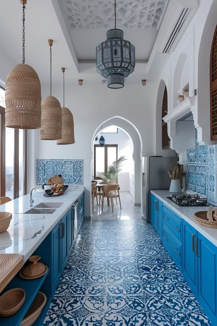 29 Boho Kitchen Ideas for a Vibrant Culinary Experience - My Elegant Home Kitchen Interior Moroccan Style, Boho Tiles Kitchen, Moroccan Interior Design Kitchen, Morocco Garden, Moroccan Kitchen Design, Blue Kitchen Tile, Boho Moroccan Decor, Boho Kitchen Curtains, Moroccan Style Kitchen