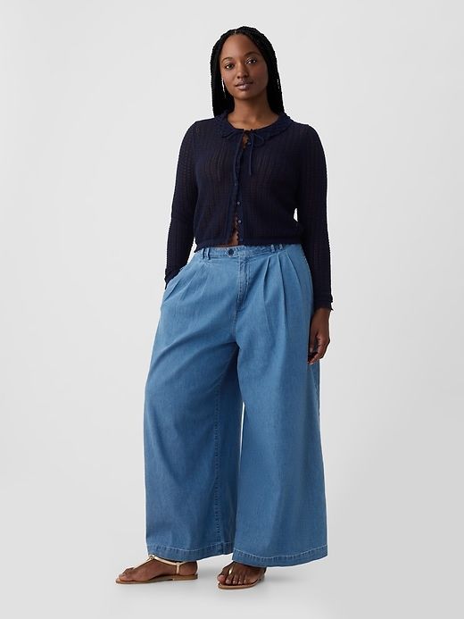 Gap Outfits Women, Baggy Jeans Outfit, Gap Outfits, Jeans Outfits, Slim Fit Casual Shirts, Swimwear Cover Ups, High Rise Denim, Swimwear Cover, Denim Trousers